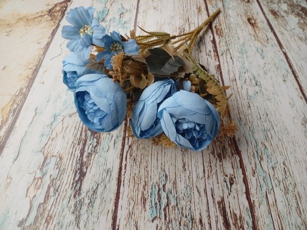 Producto - Ramo de peonia (celeste ) artificial