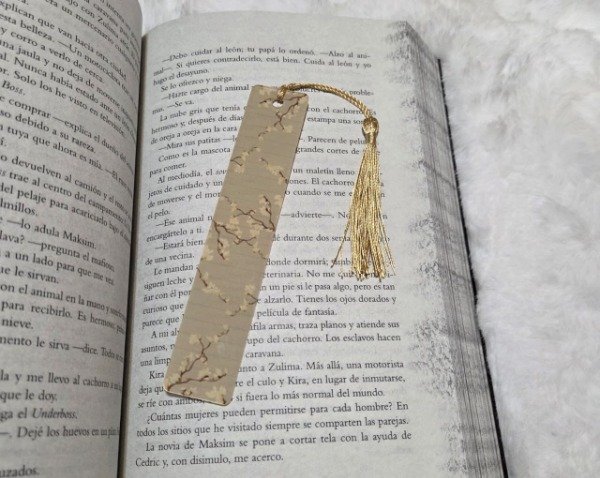 Producto - Señalador acrílico ROWAN