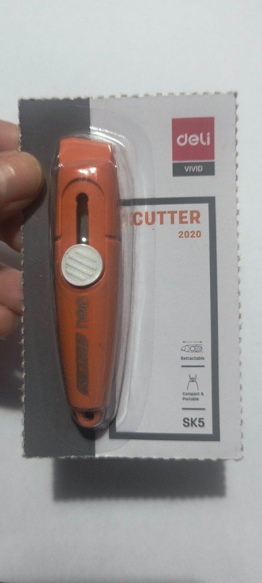 Producto - Cutter rectangular naranja