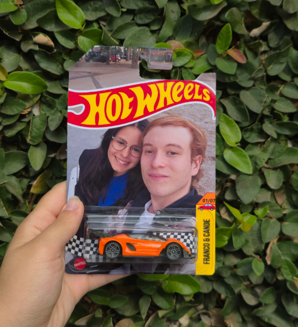 Producto - Autos y motos personalizado de HOTWHEELS con fotos sticker de regalo