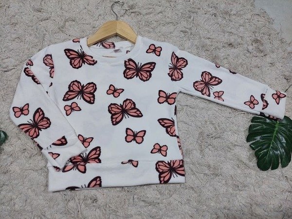 Producto - BUZO POLAR SOFT " MARIPOSAS"