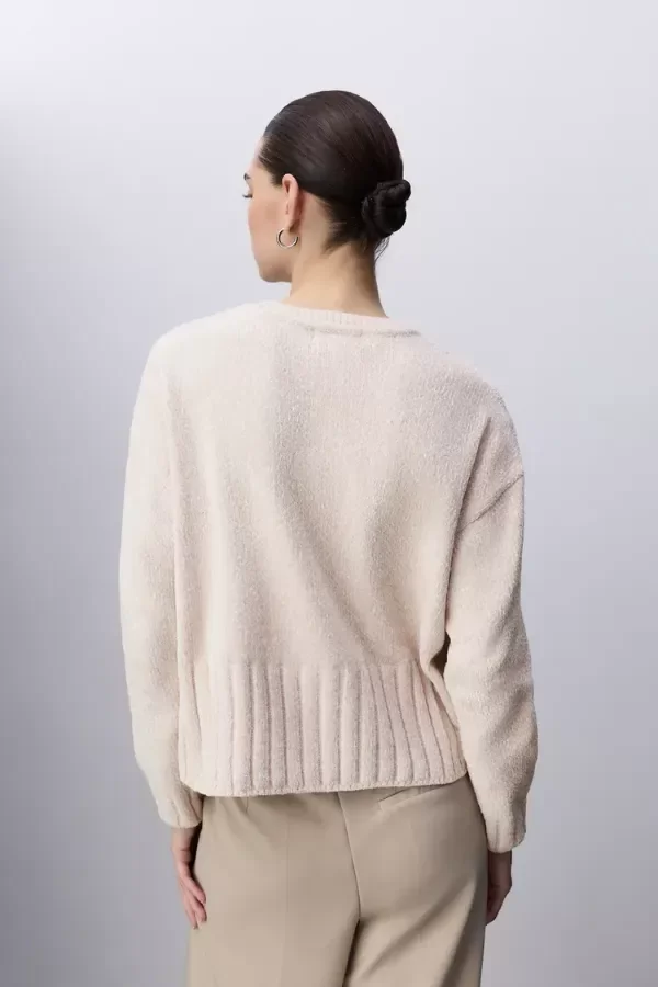 Producto - Sweater cuello redondo crudo Lefties - 2