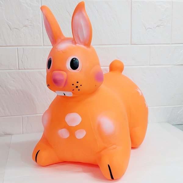 Producto - Conejo Saltarín Naranja