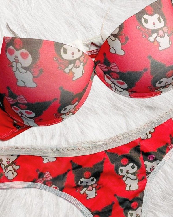 Producto - Conjunto armado Kuromi fondo fucsia