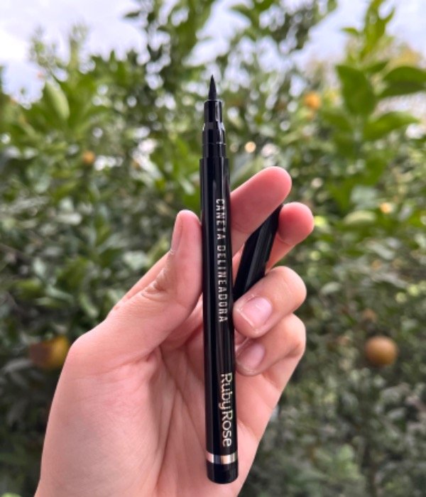 Producto - Delineador en fibra Ruby Rose negro