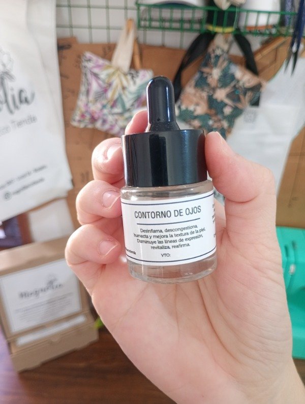 Producto - Contorno de ojos en gotero x15ml