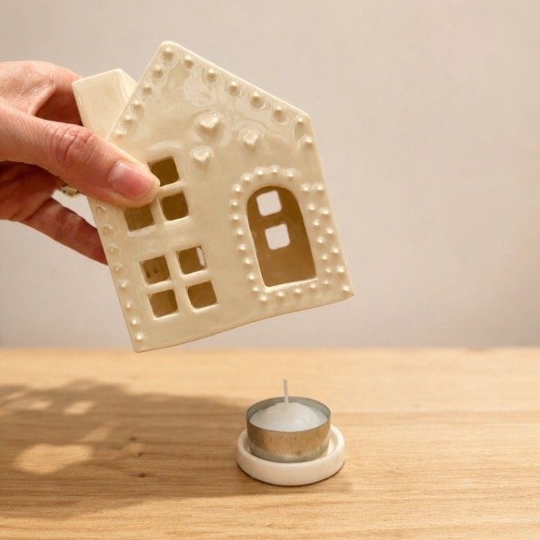 Producto - Casita para vela puntitos