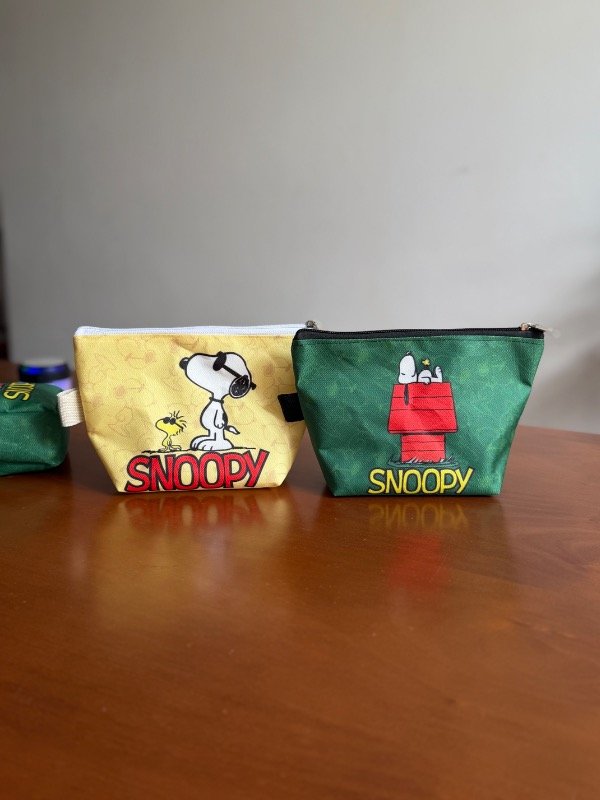 Producto - Neceser sobre snoopy