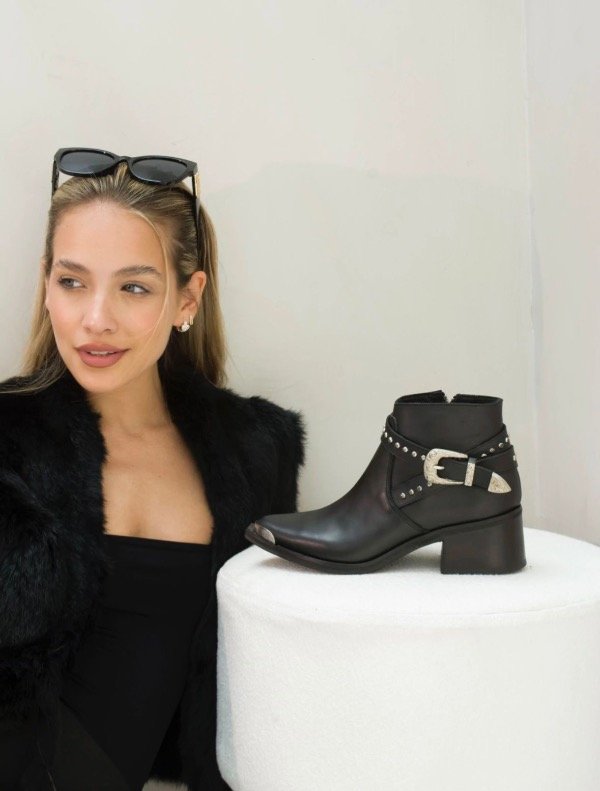 Producto - Botas Simba Cuero TRANSFERENCIA 119.200 - 2