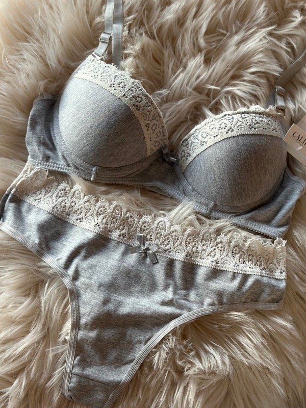 Producto - ART 2103 CONJUNTO DE ALGODÓN TAZA SOFT CON ARO LALU GRIS