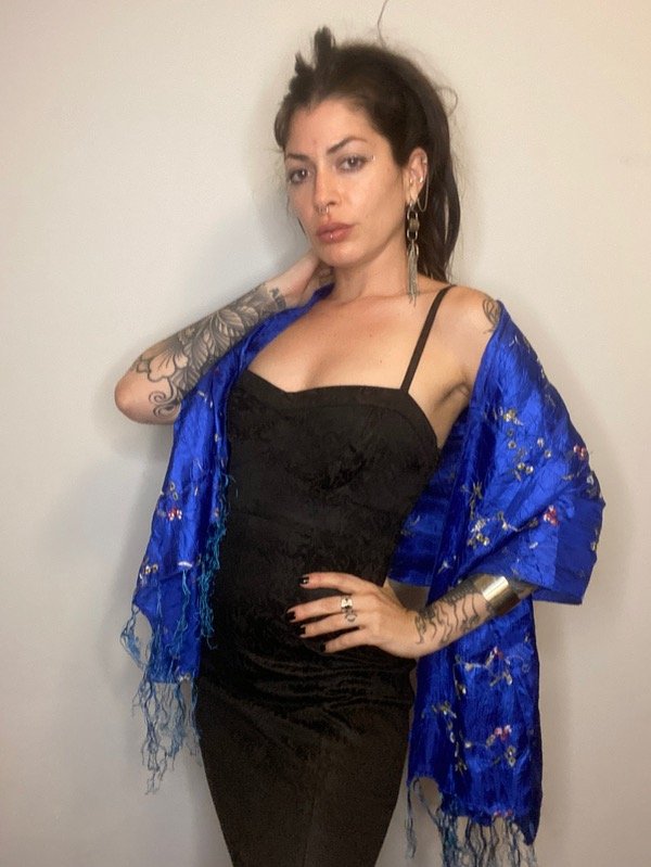 Producto - Chal Bordado