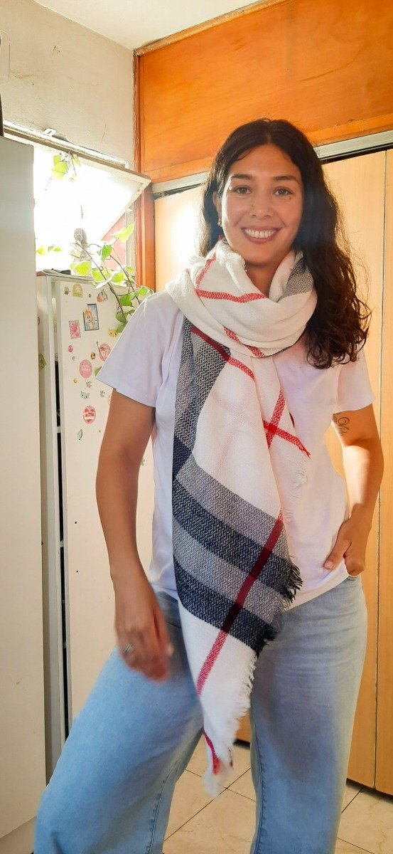Producto - Ruana tartán blanco