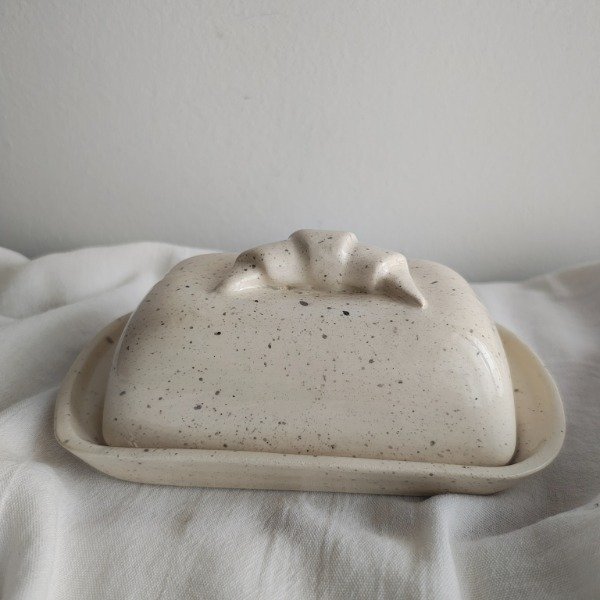 Producto - Mantequera Mila "Medialuna"