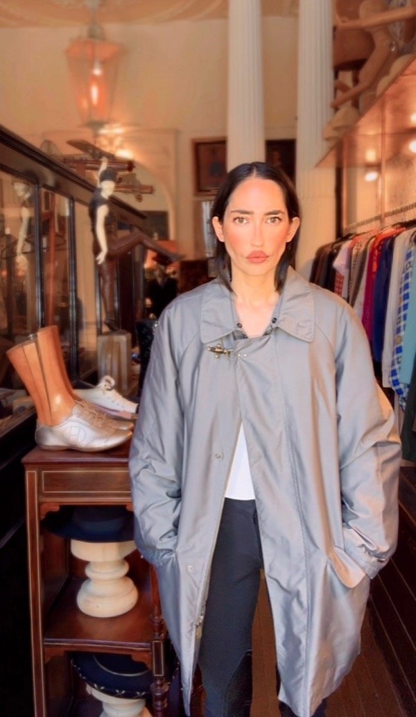 Producto - Impermeable Burberrys gris