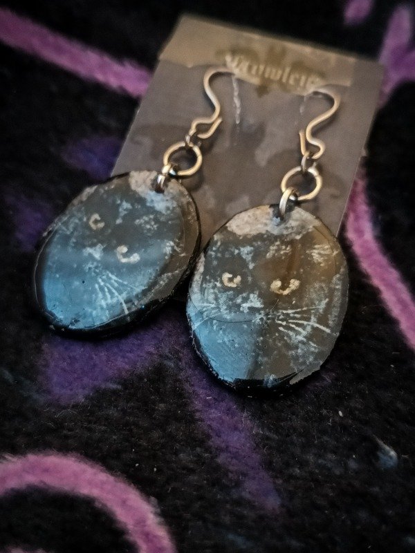 Producto - Aros con retrato de gato negro