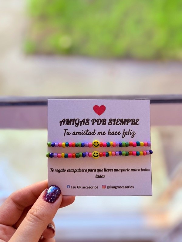 Producto - Pulseras para compartir mostacillones carita amarilla