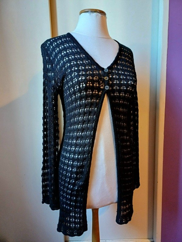 Producto - Pinot Noir Cardigan