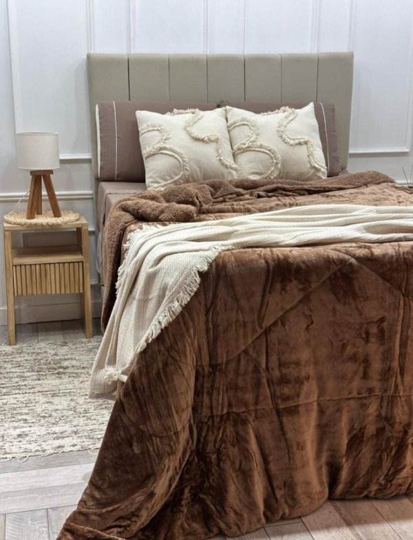 Producto - Edredón con corderito lisos 2 1/2 plazas