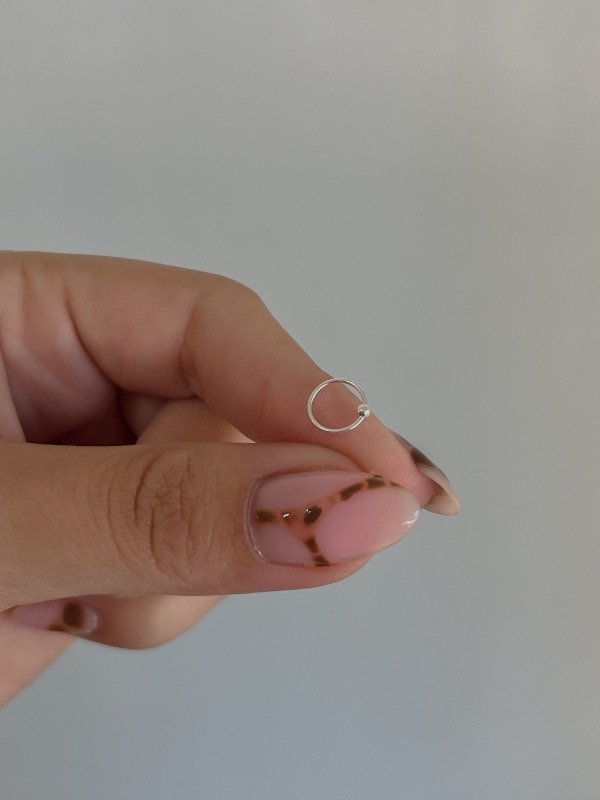 Producto - Piercing liso con una bolita 0,6cm