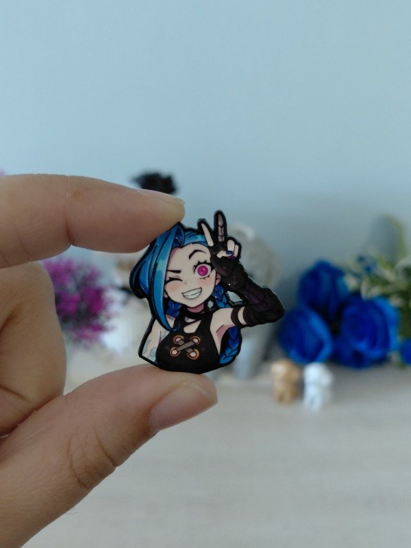 Producto - Pin metalizado - Jinx #0728