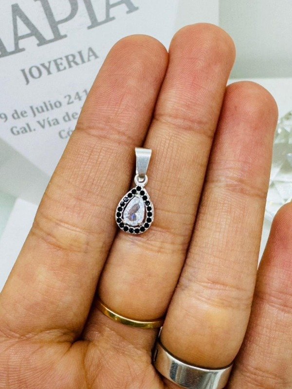 Producto - DIJE GOTA CON CUBIC PLATA 925