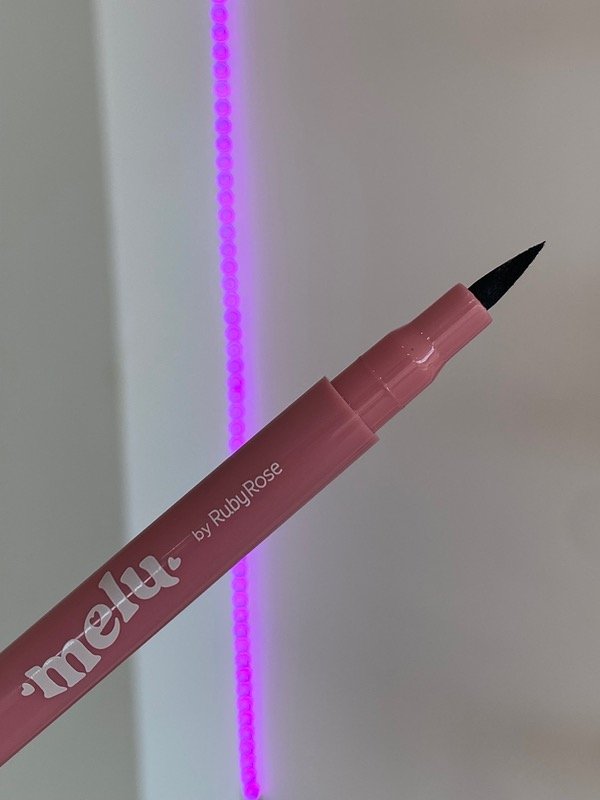 Producto - Delineador Melu