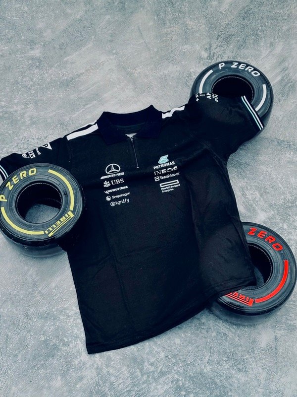 Producto - Chomba Mercedes 2025