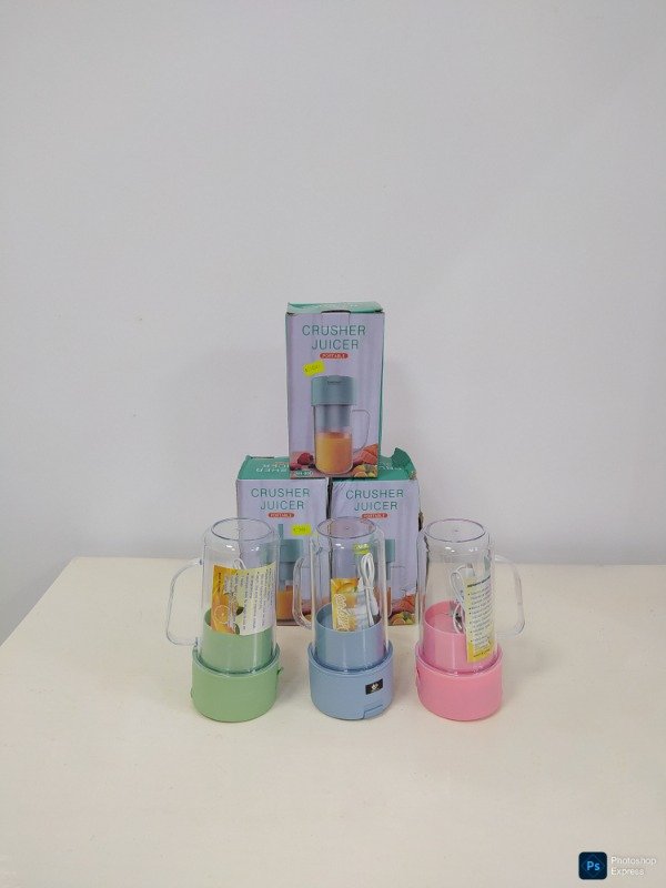 Producto - Licuadora portátil que se hace vaso, trae bombilla, recargable - 1