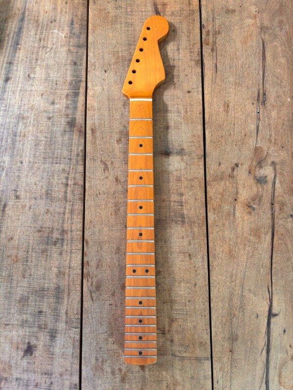 Producto - Mango Stratocaster Roasted Maple 21 trastes