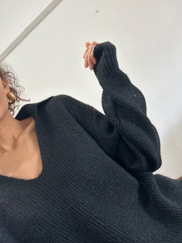 Producto - Sweater Cuello V