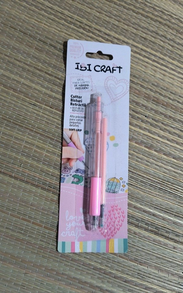 Producto - Cutter bisturi con repuesto