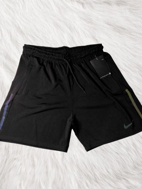 Producto - Short Nike negro