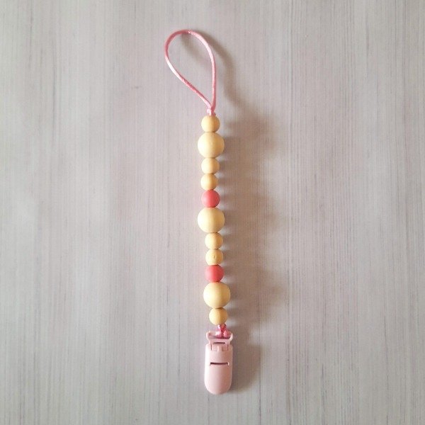 Producto - Portachupete Madera Libre de BPA Rosa