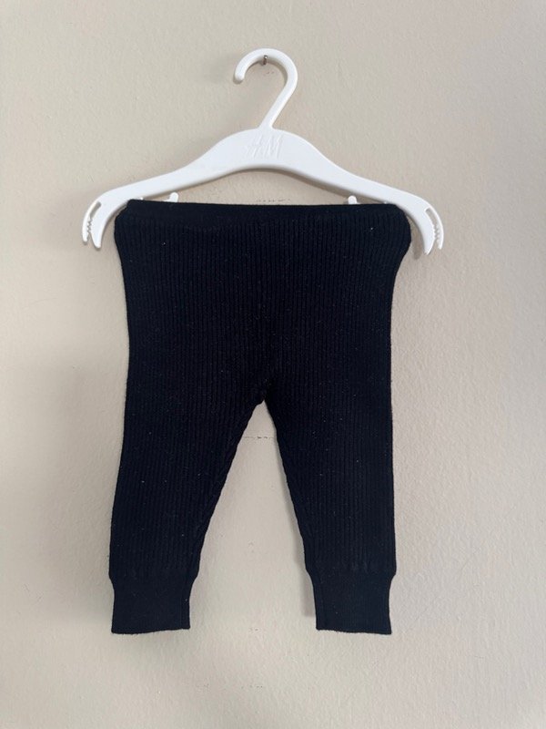 Producto - Pantalón tejido LITTLE AKIABARA 6 meses sot411