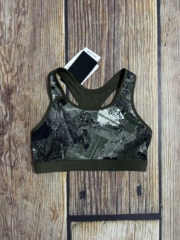 Producto - ACG NIKE TOP REVERSIBLE - 4