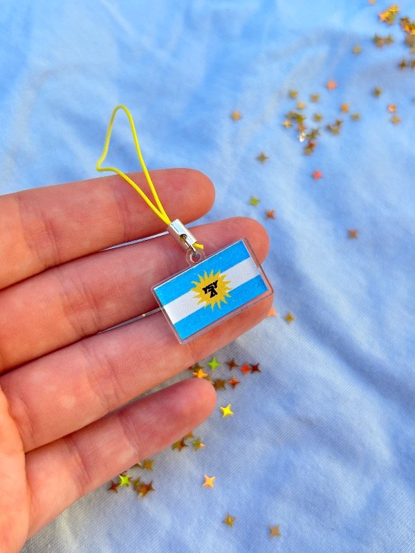 Producto - Charm Ysy A Bandera