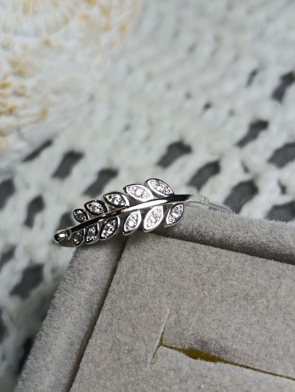 Producto - Anillo ramita micropave