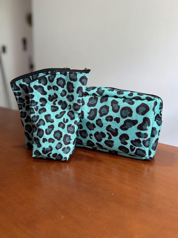 Producto - Chaulatas con neceser xl animal print verde