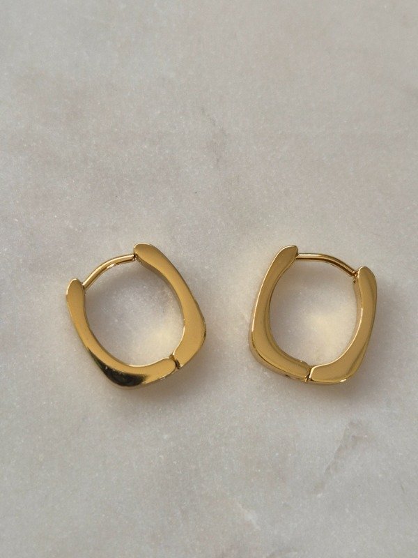 Producto - Argolla dorada deli 10mm