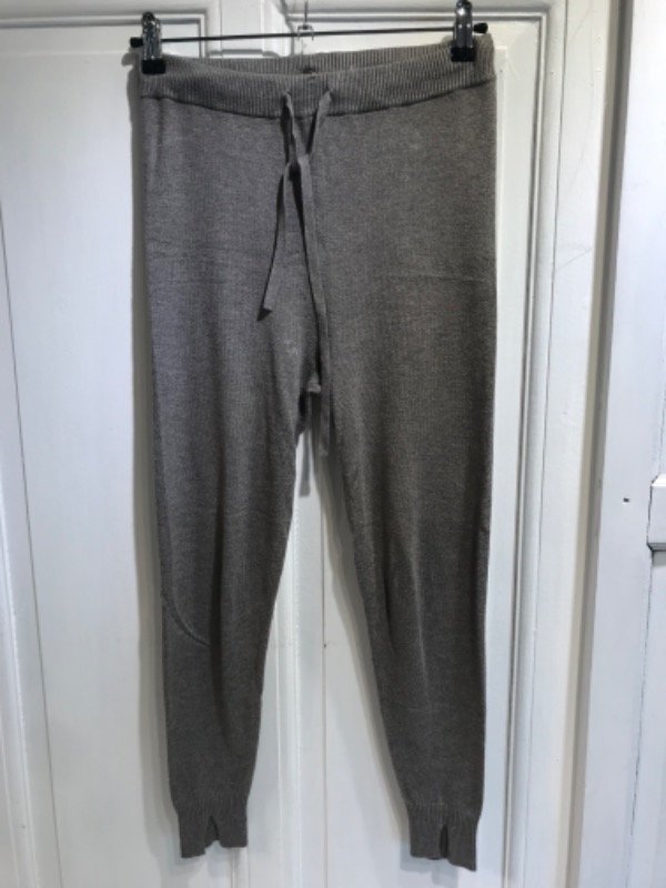 Producto - Pantalon / Babucha CHER gris lana chupin - Talle1- PRECIO: 36x