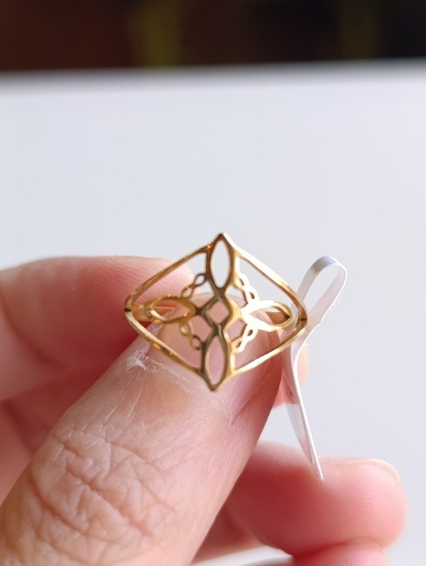 Producto - Anillo nudo de bruja