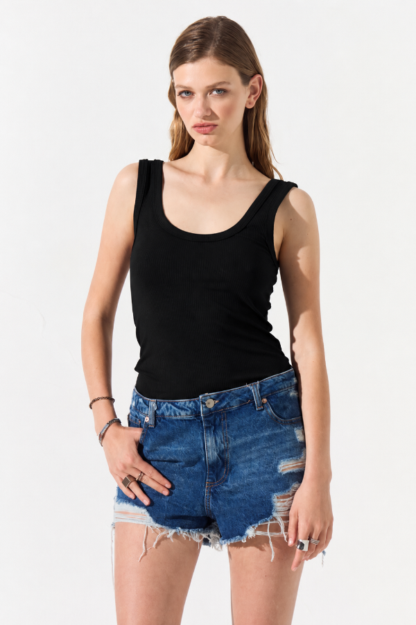 Producto - Musculosa Cher St Marie Negro - 1