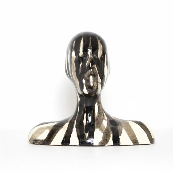 Producto - Hombre - Busto cerámico ramas negras.