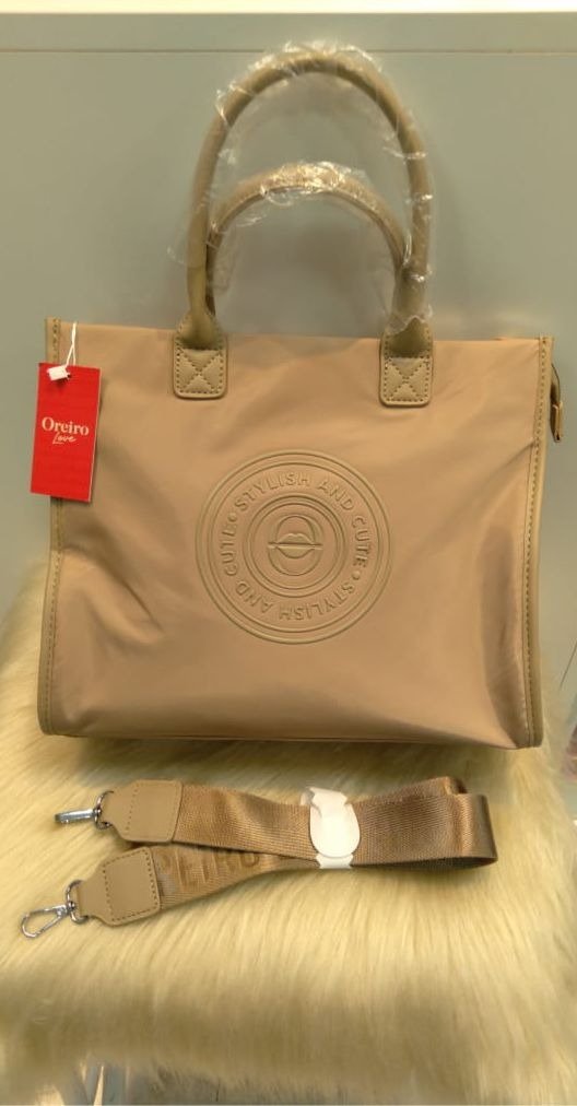 Producto - CARTERA LAS OREIRO LOVE