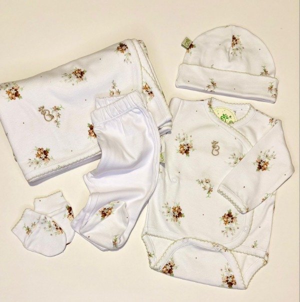 Producto - Ajuar 5 prendas PIMA Poemas