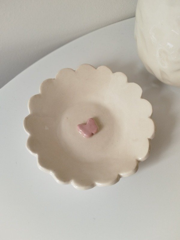 Producto - Platito de Cerámica Mariposa Rosa
