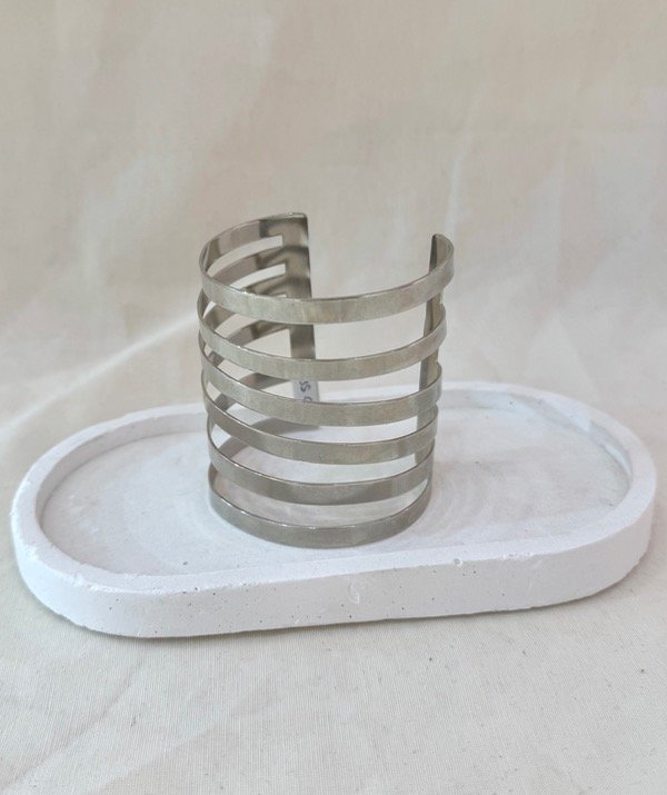 Producto - Brazalete plateado Mérida