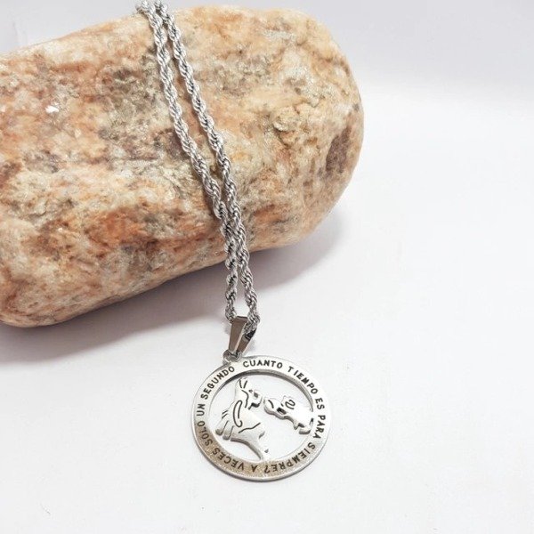 Producto - Dije Alicia "Cuanto tiempo es para siempre, A veces solo un segundo"