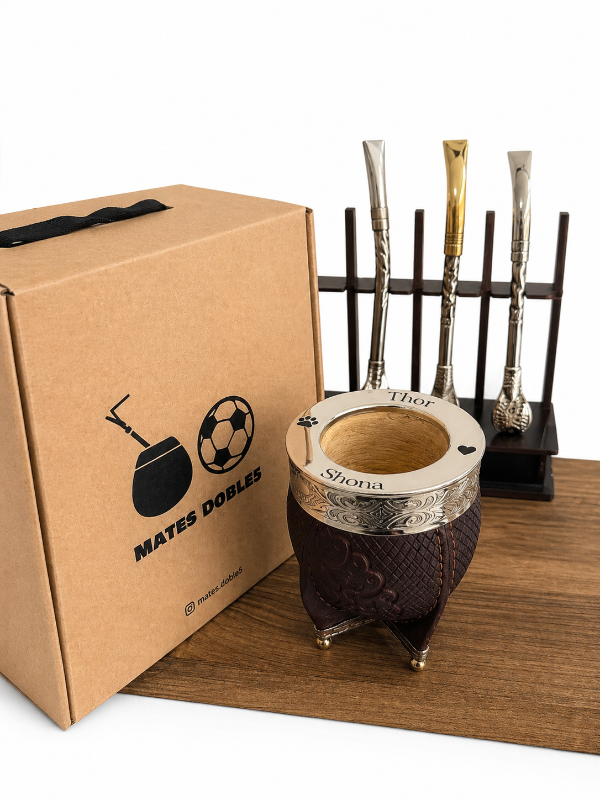 Producto - IMPERIAL REPUJADO CON BOLITAS PERSONALIZADO