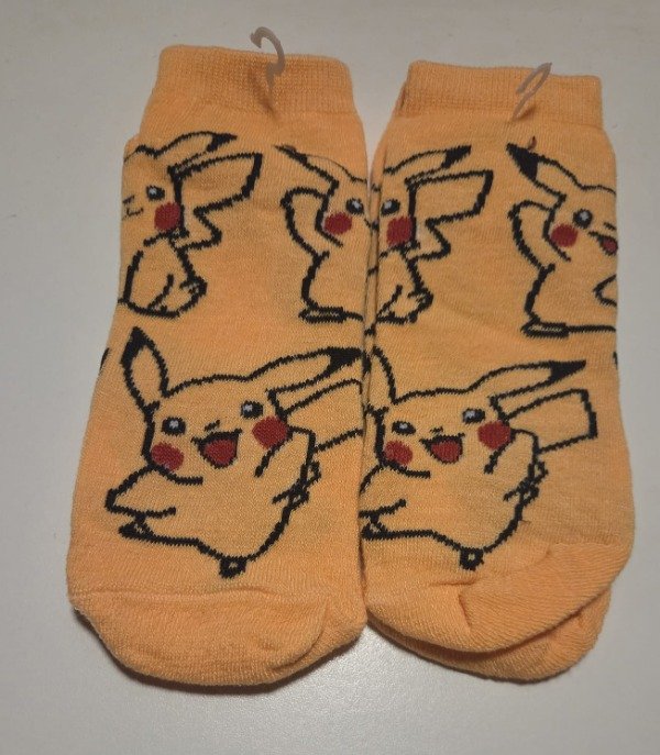 Producto - (UNIDAD) soquete animado de ADULTO PIKACHU T 35 AL 42